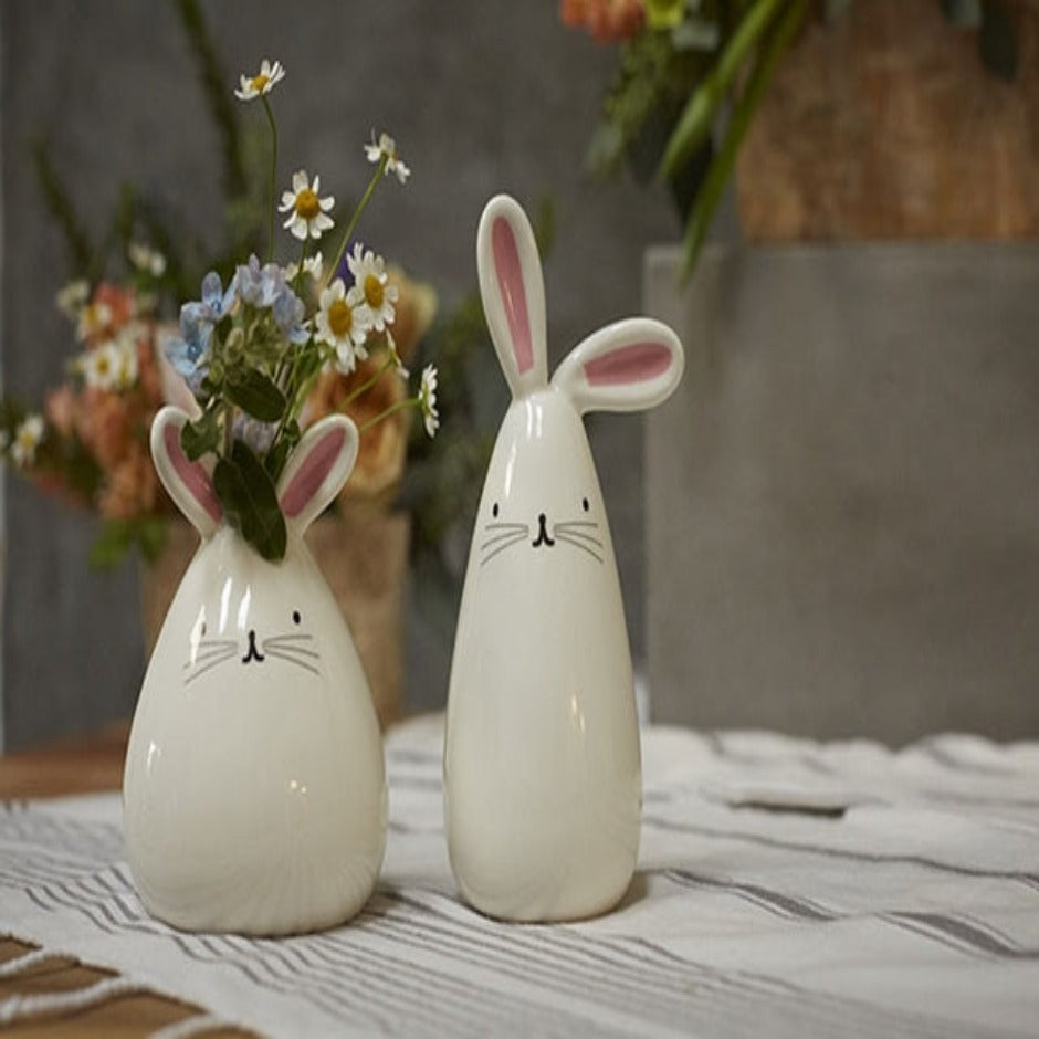 Nani Vases
