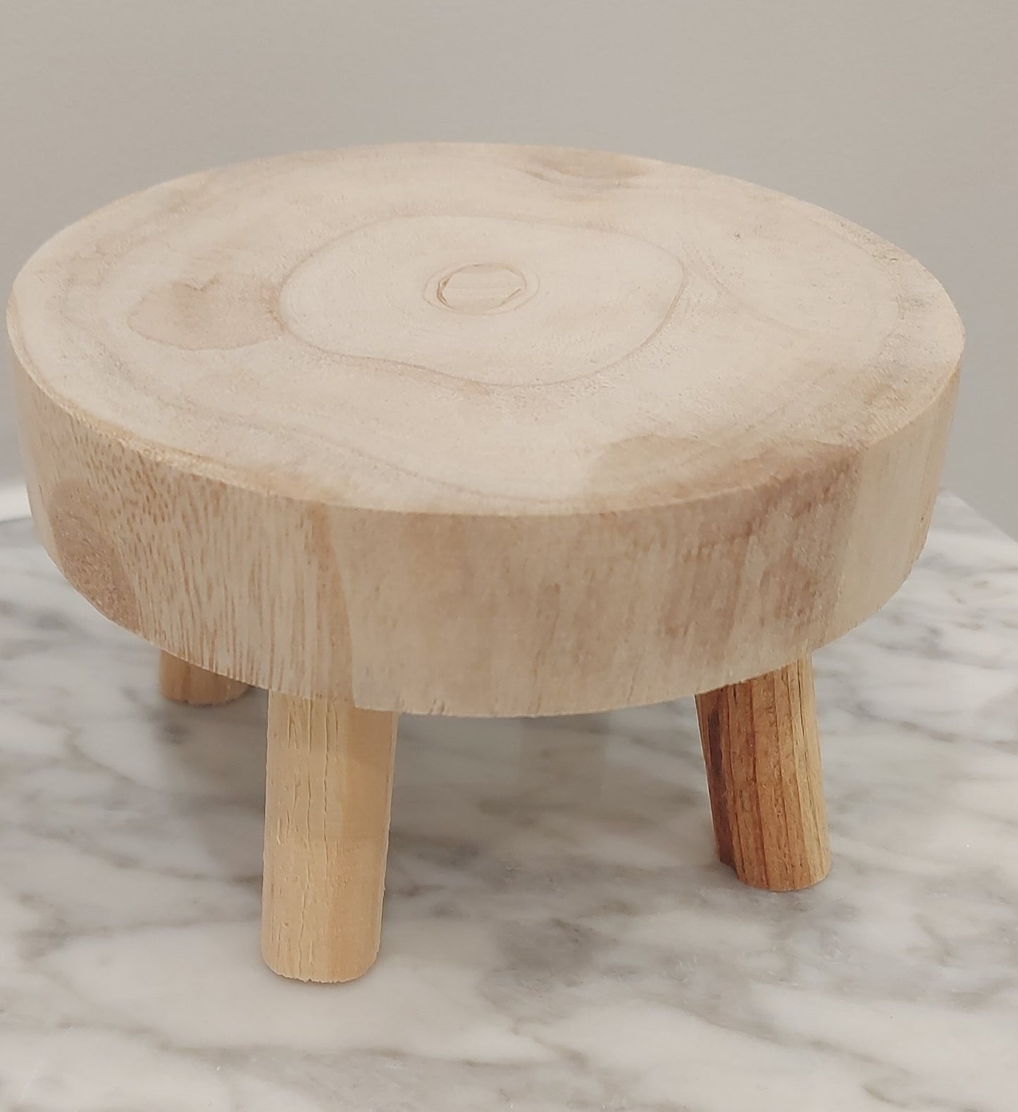 Wood Round Pedestal